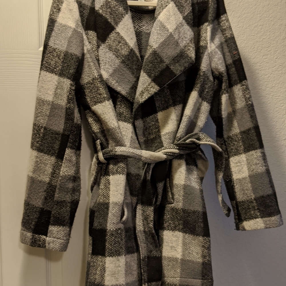Women's Coat Large Black White Grey buffalo check